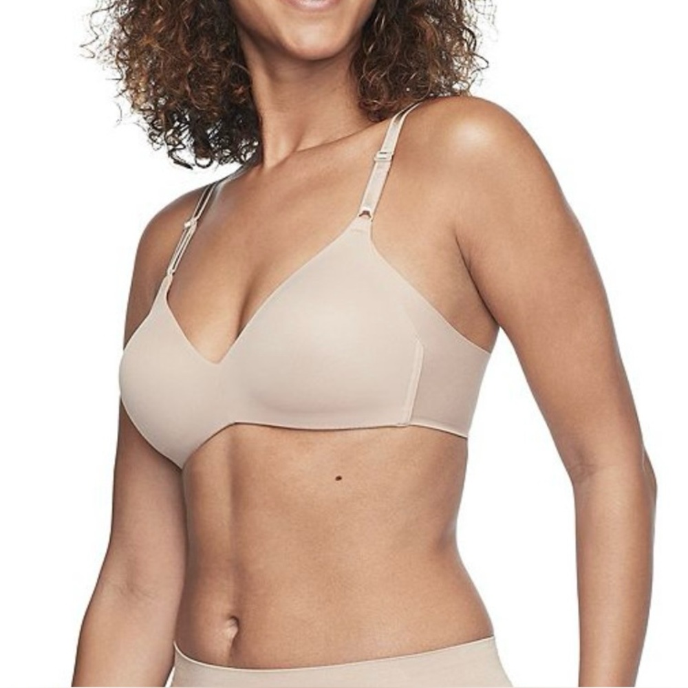 NWOT Warners No Side Effects Underarm Smoothing Tee Shirt Bra